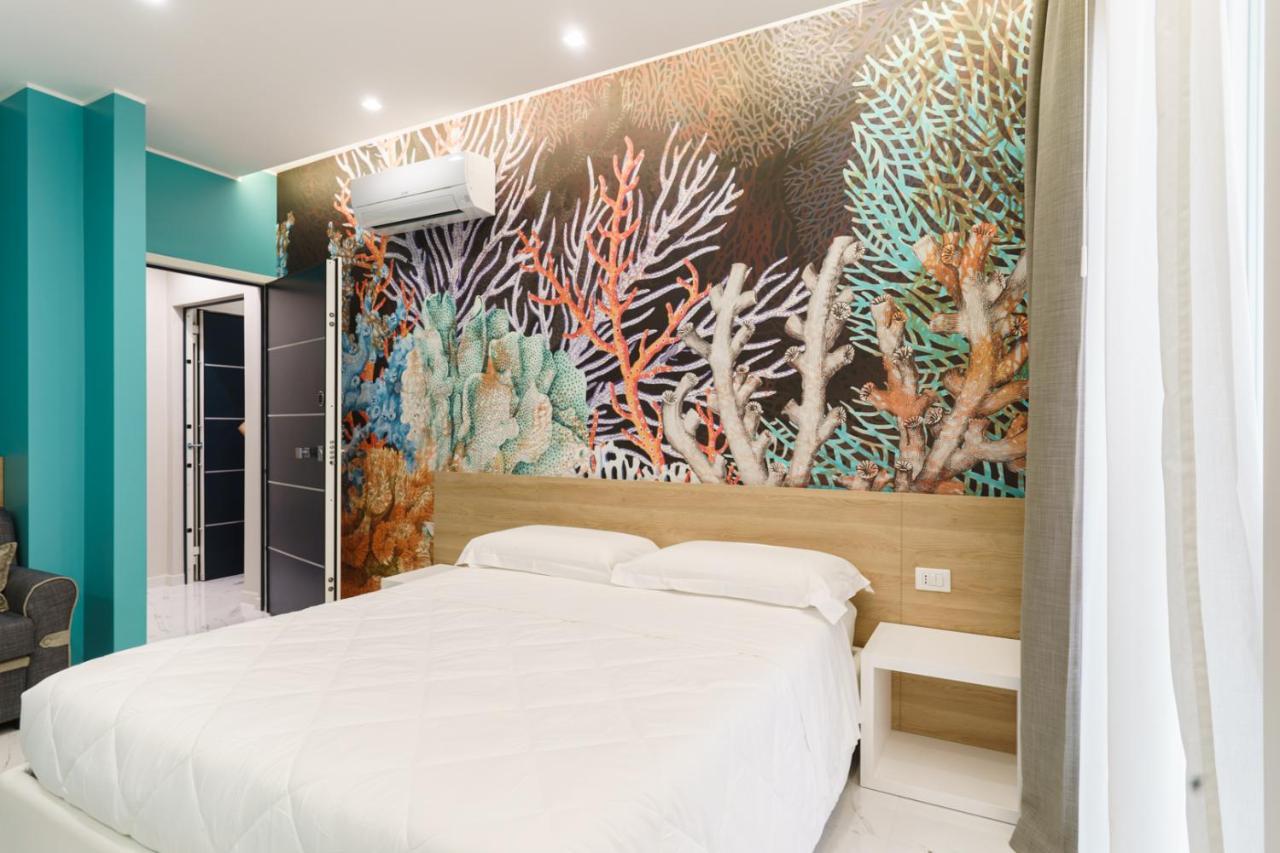 Abissi Room One Step From The Sea Trani Exterior foto